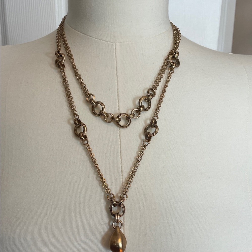 Chicos convertible gold tone roll necklace . NWT